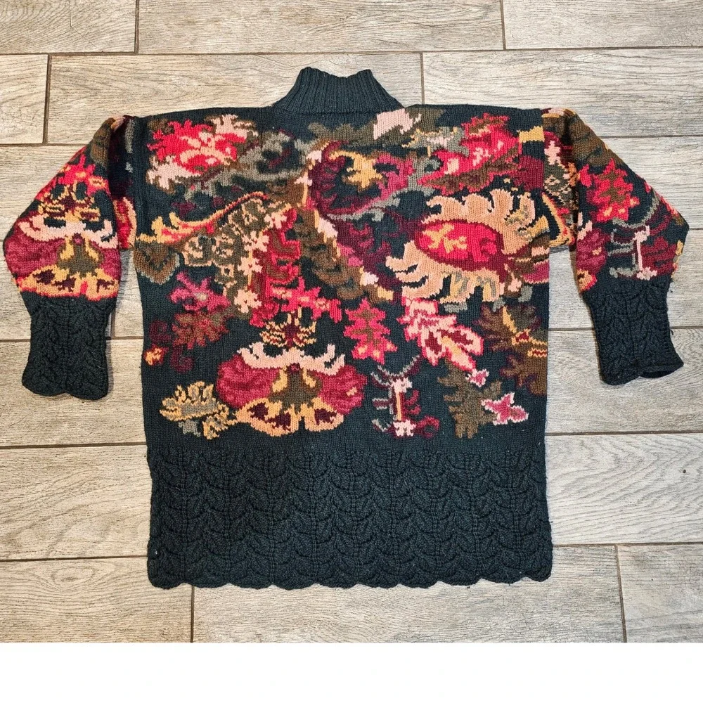 Vintage Nordstrom 100% Merino Wool Hand Knit Floral Turtle Neck Sweater - Picture 11 of 11